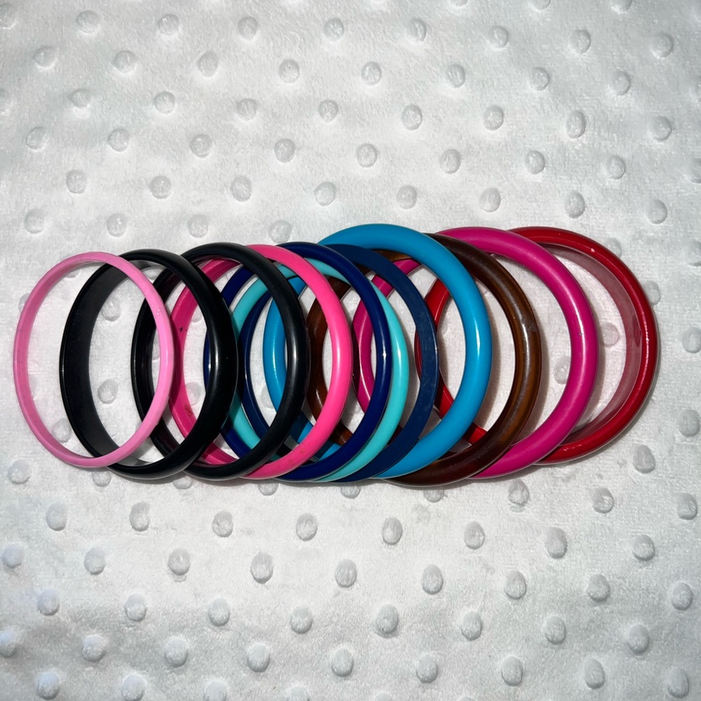 Plastic Bangles Blue Aqua Amber Black Red Pink 11 Bracelets Sets Y2K 80s 90s